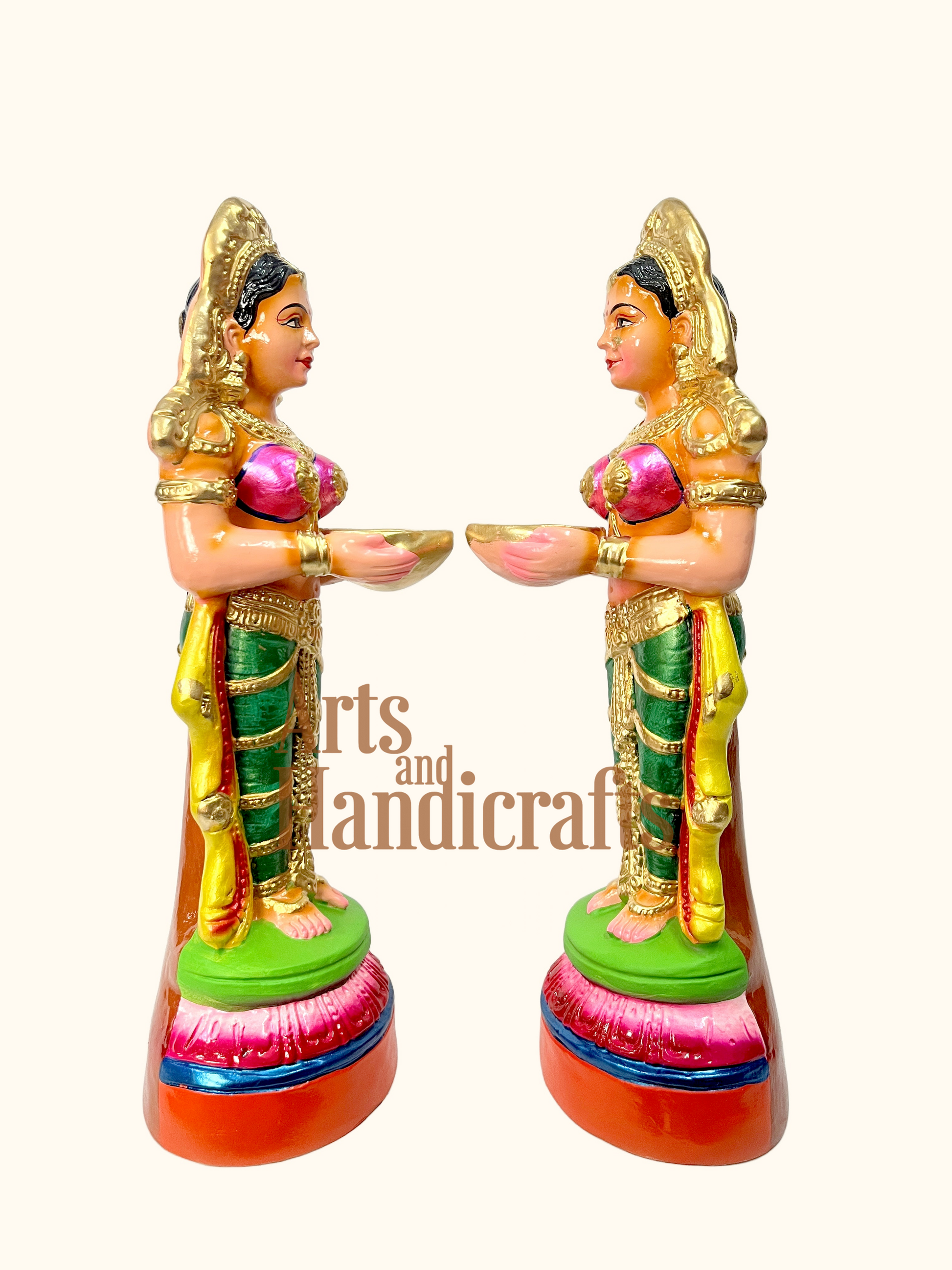 Paavai Vilakku