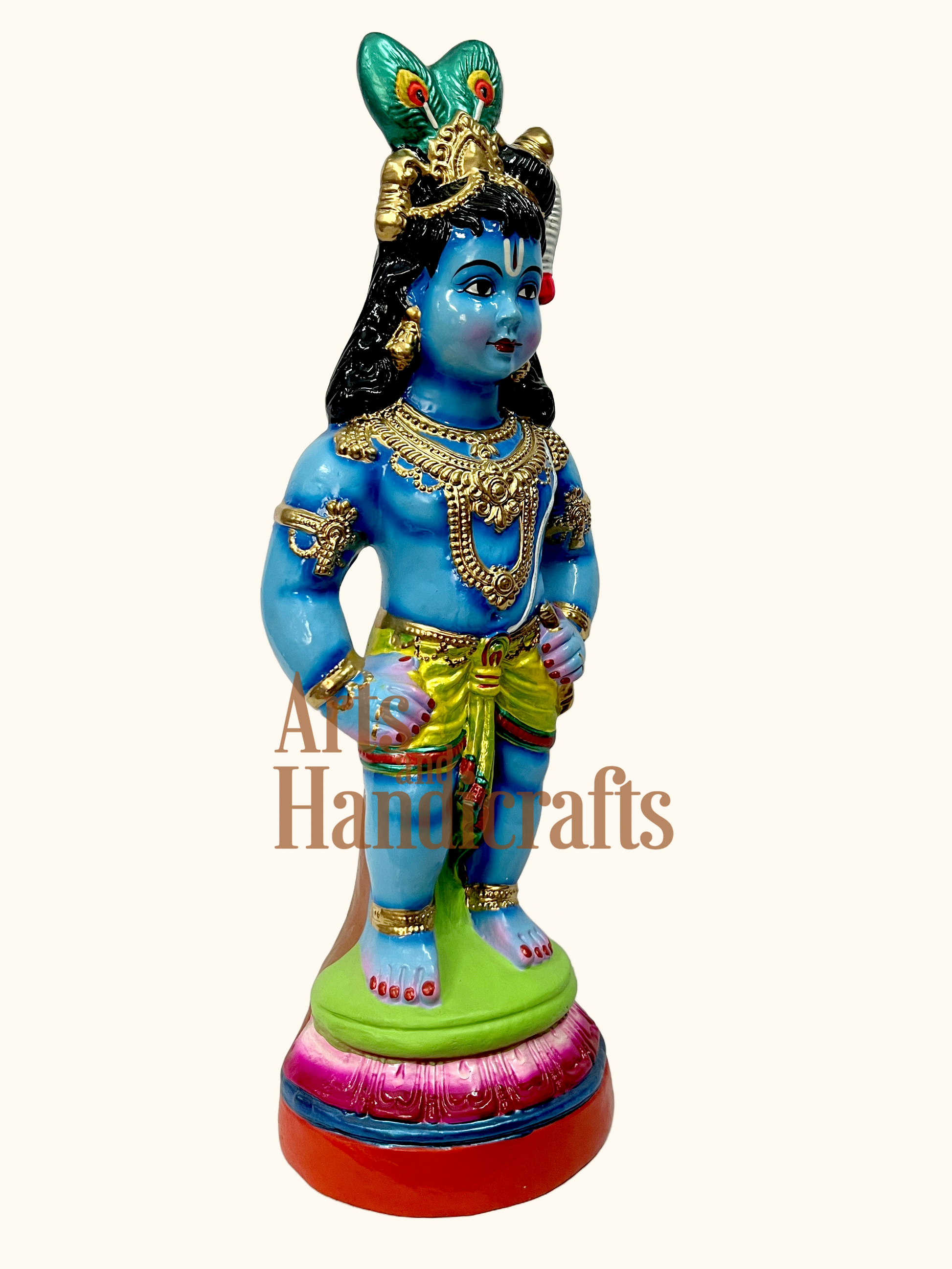Standing Krishnar